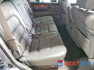 Zdjęcie 11 z 12 samochodu: 2004 LEXUS LX 470 BASE VIN:JTJHT00W543544557 - miniatura
