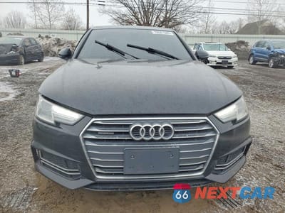 Piąte zdjęcie samochodu w środku: 2018 AUDI A4 PREMIUM VIN:WAUDNAF44JA144288 - miniatura