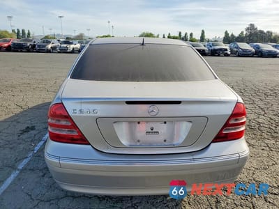 Zdjęcie 6 z 11 samochodu: 2003 MERCEDES-BENZ C 240 VIN:WDBRF61JX3E012954 - miniatura