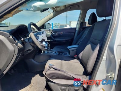 Zdjęcie 7 z 14 samochodu: 2018 NISSAN ROGUE SV VIN:JN8AT2MV7JW313420 - miniatura