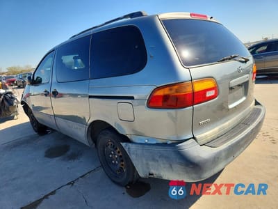 Drugie zdjęcie samochodu z przodu: 1999 TOYOTA SIENNA LE VIN:4T3ZF13C1XU130649 - miniatura