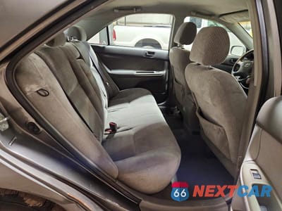 Zdjęcie 10 z 12 samochodu: 2004 TOYOTA CAMRY LE VIN:4T1BE32K64U909655 - miniatura