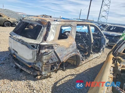 Trzecie zdjęcie samochodu z tyłu: 2024 NISSAN PATHFINDER ROCK CREEK VIN:5N1DR3BD4RC264256 - miniatura
