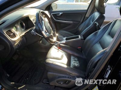 Zdjęcie 7 z 12 samochodu: 2013 VOLVO S60 T5 VIN:YV1612FH1D2170792 - miniatura