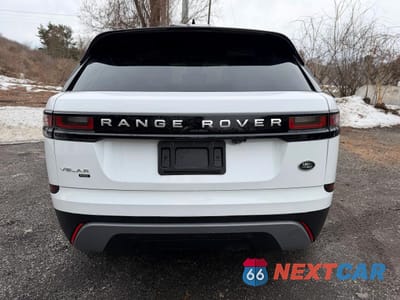 Zdjęcie 13 z 14 samochodu: 2019 LAND ROVER RANGE ROVER VELAR VIN:SALYA2EX8KA217447 - miniatura