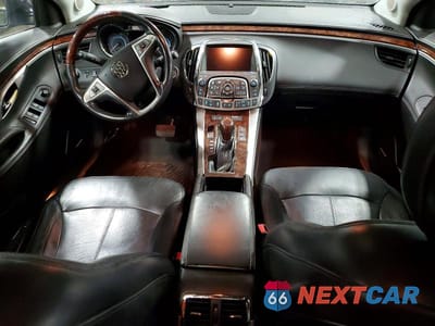 Zdjęcie 8 z 12 samochodu: 2010 BUICK LACROSSE CXS VIN:1G4GE5EV9AF298303 - miniatura