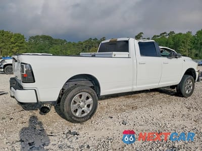Trzecie zdjęcie samochodu z tyłu: 2018 RAM 2500 ST VIN:3C6UR5HL1JG261869 - miniatura