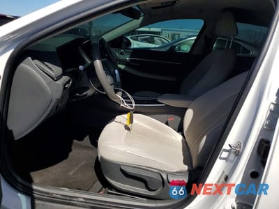 Zdjęcie 7 z 12 samochodu: 2023 HYUNDAI SONATA SE VIN:KMHL24JA5PA275658 - miniatura