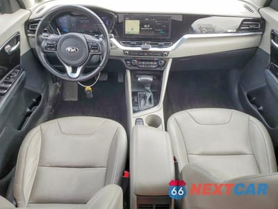Zdjęcie 8 z 13 samochodu: 2020 KIA NIRO TOURING SPECIAL EDITION VIN:KNDCC3LC0L5395400 - miniatura