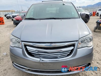 Piąte zdjęcie samochodu w środku: 2015 CHRYSLER TOWN & COUNTRY TOURING VIN:2C4RC1BGXFR636759 - miniatura