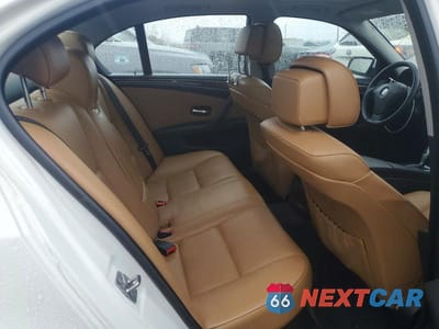 Zdjęcie 10 z 12 samochodu: 2010 BMW 528 XI VIN:WBANV1C52AC158695 - miniatura