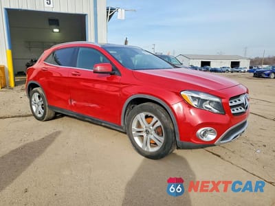 Czwarte zdjęcie samochodu z boku: 2019 MERCEDES-BENZ GLA 250 4MATIC VIN:WDCTG4GB8KJ586008 - miniatura