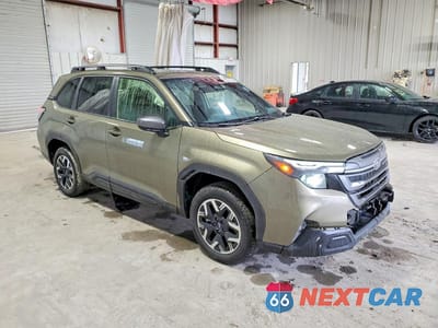 Czwarte zdjęcie samochodu z boku: 2025 SUBARU FORESTER PREMIUM VIN:JF2SLDDC5SH464001 - miniatura