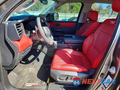 Zdjęcie 7 z 11 samochodu: 2023 TOYOTA TUNDRA TRD PRO HV VIN:5TFPC5DB1PX028289 - miniatura