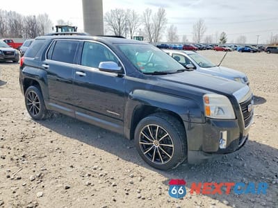 Czwarte zdjęcie samochodu z boku: 2013 GMC TERRAIN SLT VIN:2GKFLUE32D6257075 - miniatura