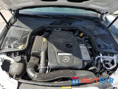 Zdjęcie 11 z 12 samochodu: 2017 MERCEDES-BENZ C 300 4MATIC VIN:55SWF4KB0HU207563 - miniatura