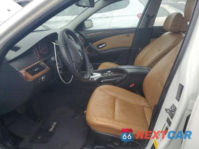 Zdjęcie 7 z 12 samochodu: 2010 BMW 528 XI VIN:WBANV1C52AC158695 - miniatura