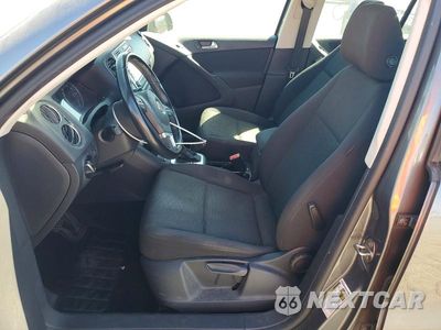 Zdjęcie 7 z 12 samochodu: 2015 VOLKSWAGEN TIGUAN S VIN:WVGAV7AX9FW613035 - miniatura
