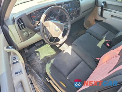 Zdjęcie 8 z 12 samochodu: 2011 CHEVROLET SILVERADO C1500 VIN:1GCNCPEX5BZ175869 - miniatura