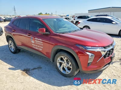 Czwarte zdjęcie samochodu z boku: 2024 CHEVROLET TRAX LS VIN:KL77LFE29RC102070 - miniatura