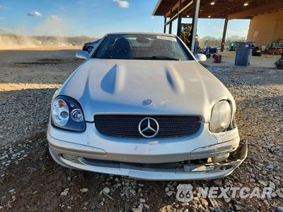 Piąte zdjęcie samochodu w środku: 2002 MERCEDES-BENZ SLK 230 KOMPRESSOR VIN:WDBKK49F92F251499 - miniatura