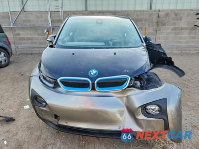 Piąte zdjęcie samochodu w środku: 2017 BMW I3 BEV VIN:WBY1Z6C30HV949841 - miniatura