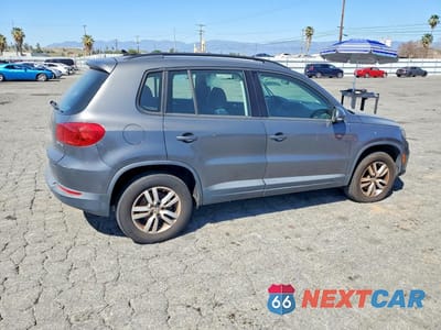 Trzecie zdjęcie samochodu z tyłu: 2015 VOLKSWAGEN TIGUAN S VIN:WVGAV7AX9FW613035 - miniatura