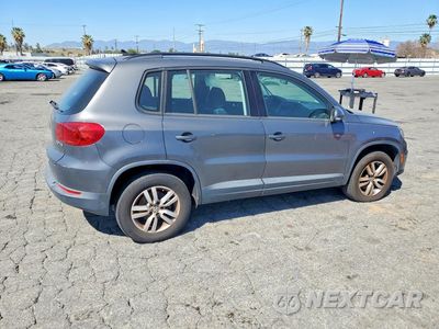 Trzecie zdjęcie samochodu z tyłu: 2015 VOLKSWAGEN TIGUAN S VIN:WVGAV7AX9FW613035 - miniatura
