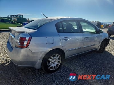 Trzecie zdjęcie samochodu z tyłu: 2012 NISSAN SENTRA 2.0 VIN:3N1AB6AP5CL723737 - miniatura