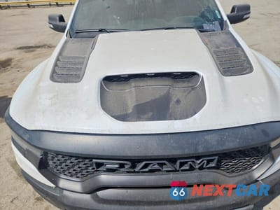 Zdjęcie 11 z 12 samochodu: 2022 RAM 1500 TRX VIN:1C6SRFU98NN356336 - miniatura