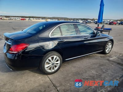 Trzecie zdjęcie samochodu z tyłu: 2019 MERCEDES-BENZ C 300 4MATIC VIN:55SWF8EB3KU284678 - miniatura