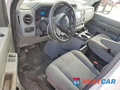 Zdjęcie 8 z 15 samochodu: 2022 FORD ECONOLINE E450 SUPER DUTY CUTAWAY VAN VIN:1FDXE4FNXNDC25144 - miniatura