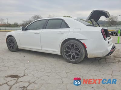 Drugie zdjęcie samochodu z przodu: 2016 CHRYSLER 300 S VIN:2C3CCABG4GH223897 - miniatura
