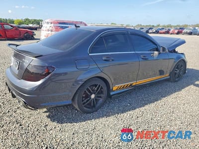 Trzecie zdjęcie samochodu z tyłu: 2013 MERCEDES-BENZ C 300 4MATIC VIN:WDDGF8AB0DR287472 - miniatura