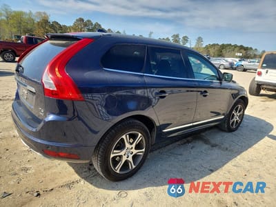 Trzecie zdjęcie samochodu z tyłu: 2015 VOLVO XC60 T6 PREMIER VIN:YV4902RK9F2665500 - miniatura