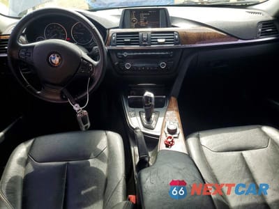 Zdjęcie 8 z 12 samochodu: 2013 BMW 328 I VIN:WBA3A5G57DNP21155 - miniatura