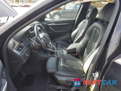 Zdjęcie 7 z 12 samochodu: 2018 BMW X1 XDRIVE28I VIN:WBXHT3C3XJ5L24548 - miniatura