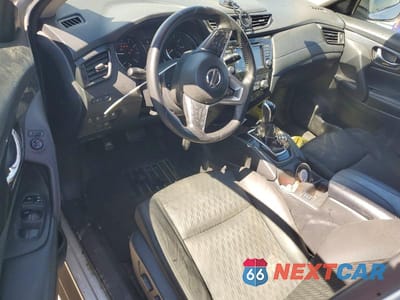 Zdjęcie 8 z 13 samochodu: 2019 NISSAN ROGUE SV VIN:KNMAT2MT2KP526782 - miniatura