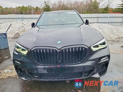 Piąte zdjęcie samochodu w środku: 2021 BMW X5 VIN:5UXCR6C01M9H71944 - miniatura