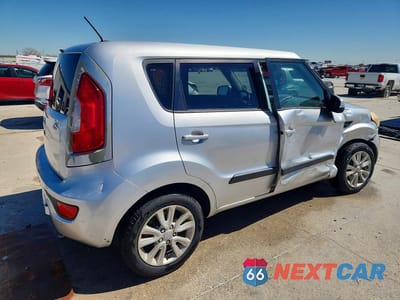 Trzecie zdjęcie samochodu z tyłu: 2013 KIA SOUL + VIN:KNDJT2A6XD7503798 - miniatura