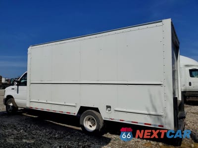 Drugie zdjęcie samochodu z przodu: 2018 FORD E350 BOX TRUCK VIN:1FDWE3FS4JDC33374 - miniatura