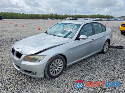2009 BMW 328 I WBAPH77579NM47617 - główne zdjęcie licytacji z USA - miniatura