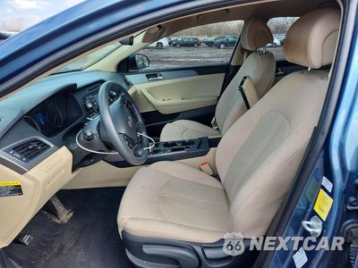 Zdjęcie 7 z 12 samochodu: 2017 HYUNDAI SONATA BASE VIN:5NPE24AF0HH568337 - miniatura