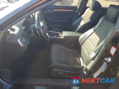 Zdjęcie 7 z 12 samochodu: 2018 HONDA ACCORD SPORT VIN:1HGCV1F33JA118157 - miniatura