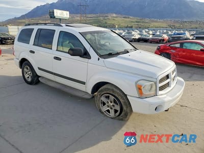 Czwarte zdjęcie samochodu z boku: 2006 DODGE DURANGO SLT VIN:1D4HB48226F186594 - miniatura