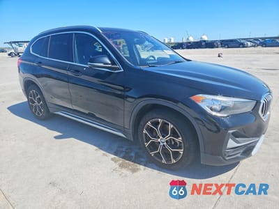 Czwarte zdjęcie samochodu z boku: 2020 BMW X1 XDRIVE28I VIN:WBXJG9C08L5P93218 - miniatura