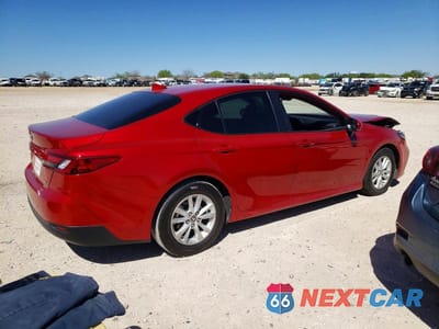 Trzecie zdjęcie samochodu z tyłu: 2025 TOYOTA CAMRY LE VIN:4T1DAACKXSU020099 - miniatura