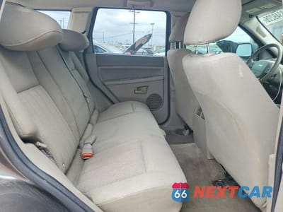 Zdjęcie 11 z 13 samochodu: 2005 JEEP GRAND CHEROKEE LAREDO VIN:1J4GS48K85C665086 - miniatura