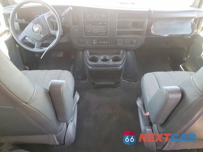 Zdjęcie 8 z 12 samochodu: 2025 CHEVROLET EXPRESS G3500 LT VIN:1GAZGPFP7S1222556 - miniatura