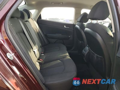 Zdjęcie 10 z 12 samochodu: 2018 KIA OPTIMA LX VIN:5XXGT4L30JG186321 - miniatura